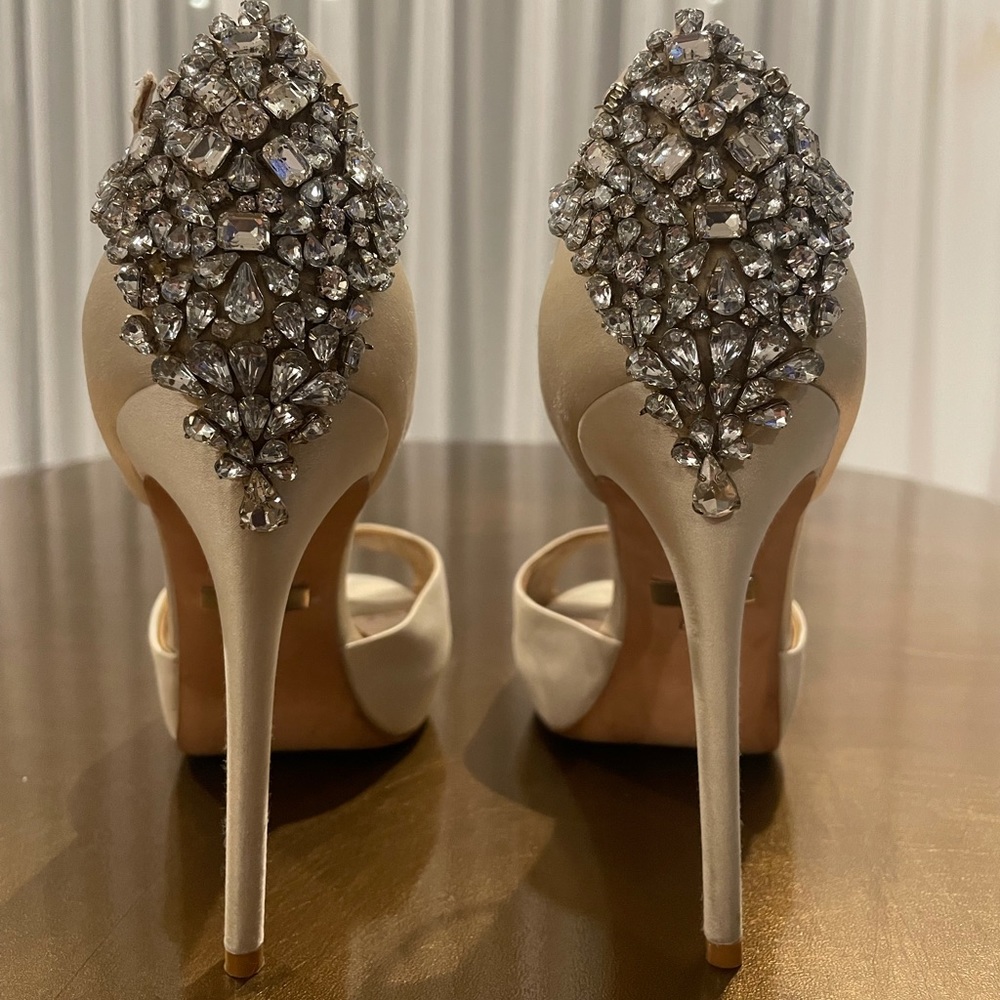 Badgley Mischka shoes